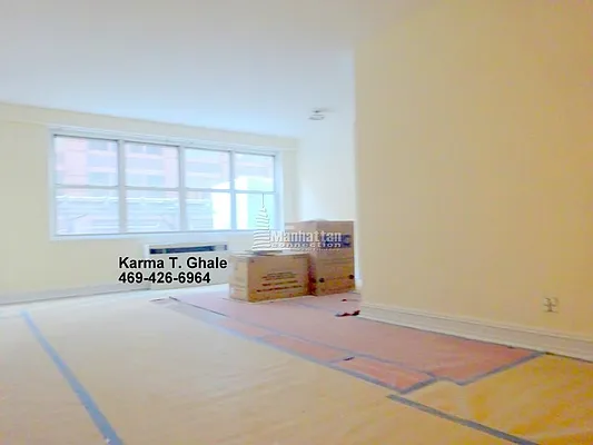 Rented by Manhattan Connection | media 18