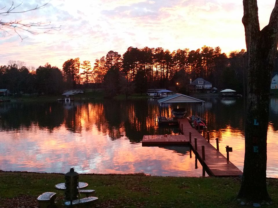 1st image of 3702 Pleasant Ln