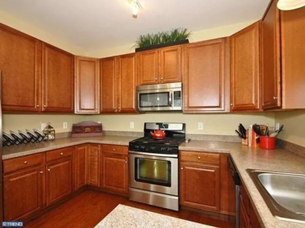 132 Timberlake Dr #132, Ewing, NJ 08618
