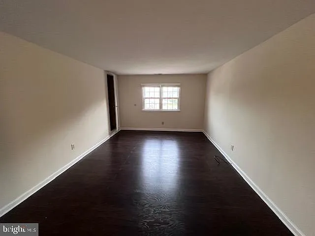 408 S State St #3 — Photo 3