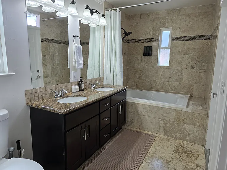 576 Pomeroy Ave — Photo 32