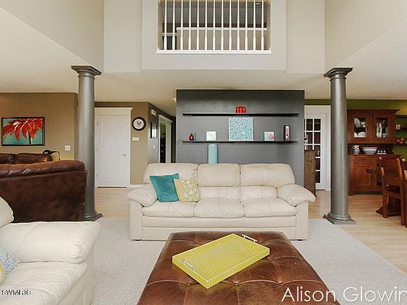 3rd image of 3886 Sunbrook Ct