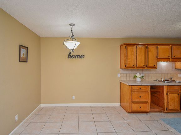 4th image of 112 Milann St #B