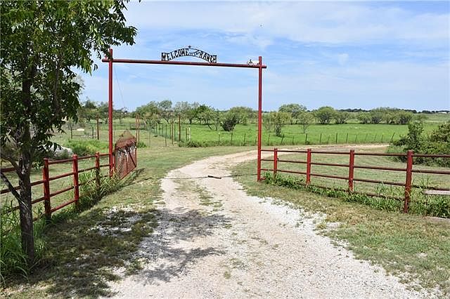1st image of 103 County Road 1877