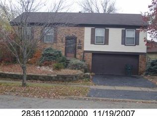 17722 Stonebridge Dr, Hazel Crest, IL 60429