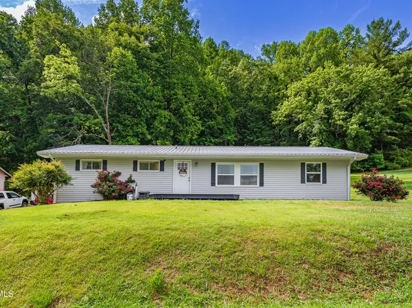 380 Meadow Lark St, Weber City, VA 24290