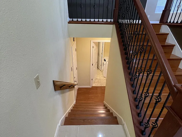15810 NE 66th Pl — Photo 8