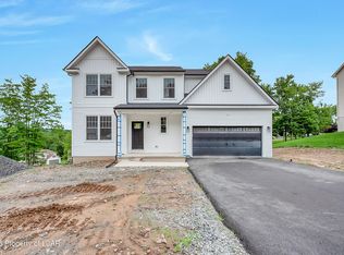 83 Aleksander Blvd, Mountain Top, PA 18707