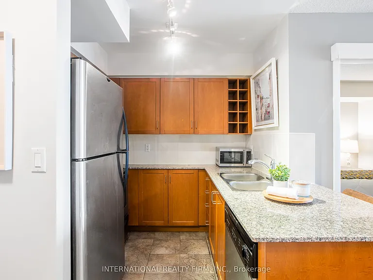 210 Victoria St #3303 — Photo 14
