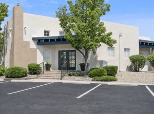 Vista Linda, Santa Fe, NM 87507