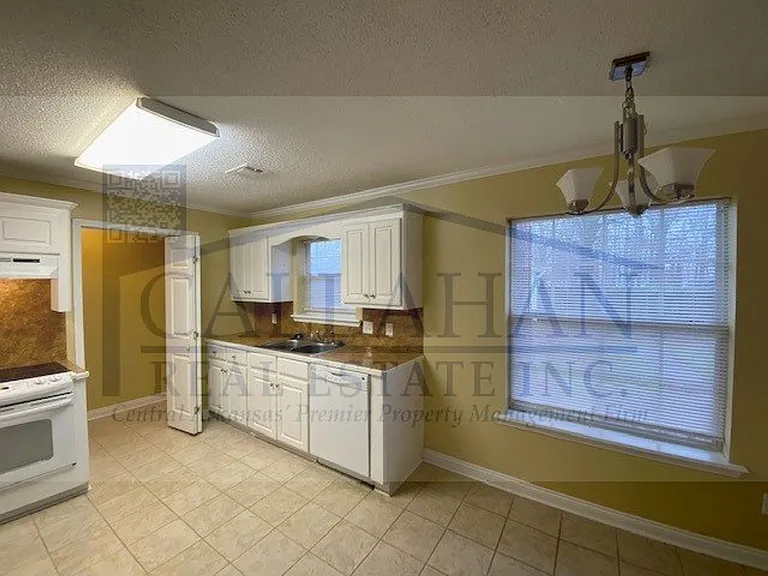 405 Waymack Dr — Photo 19