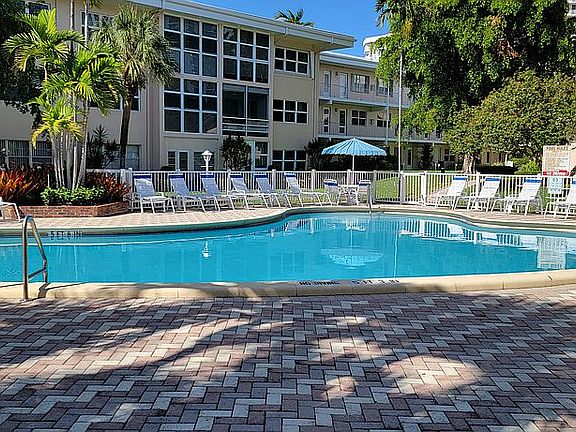 5th image of 1481 S Ocean Blvd APT 204