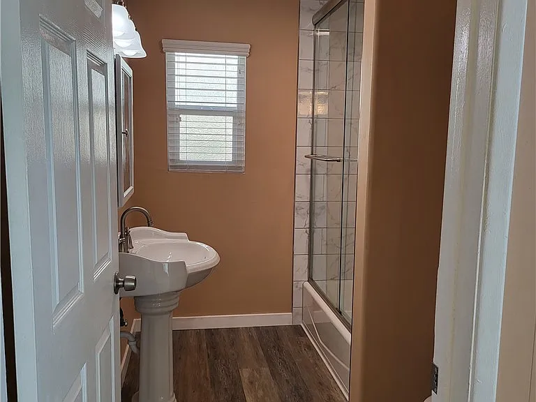 11016 Townley Dr — Photo 10