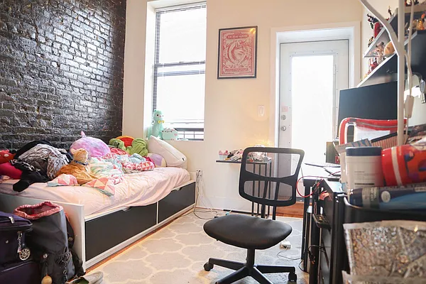 Rented by Lofts and Flats LLC | media 41