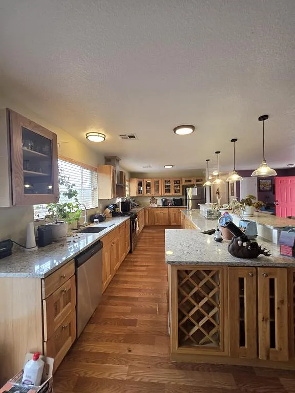 4124 Half Moon Cir — Photo 2