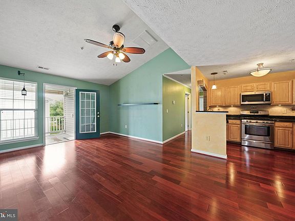 3rd image of 45522 Westmeath Way Unit A31