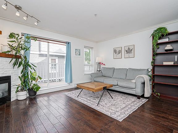 4th image of 8968 208th St #15