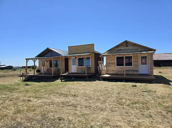 48740 F St, Shaniko, OR 97057