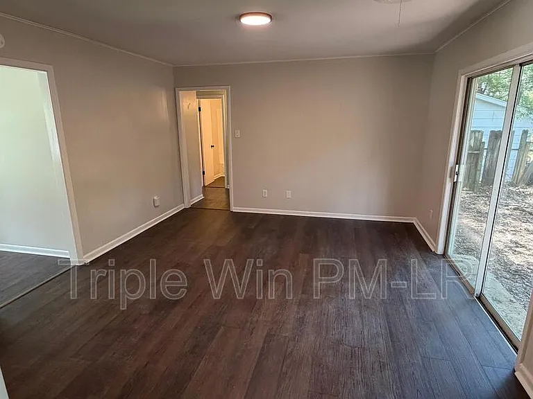 8 Glendale Dr — Photo 19