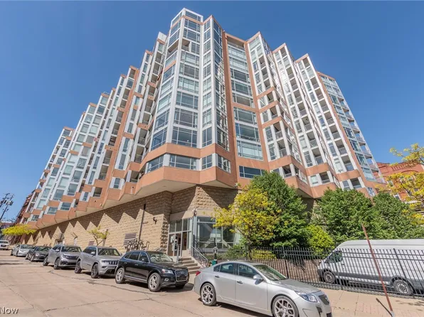 2222 Detroit Ave APT 902, Cleveland, OH 44113