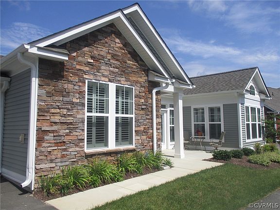 3rd image of 12153 Magnolia Bluff Ct Unit 2-3