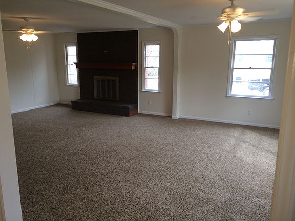 4th image of 135 Quail Hollow Dr