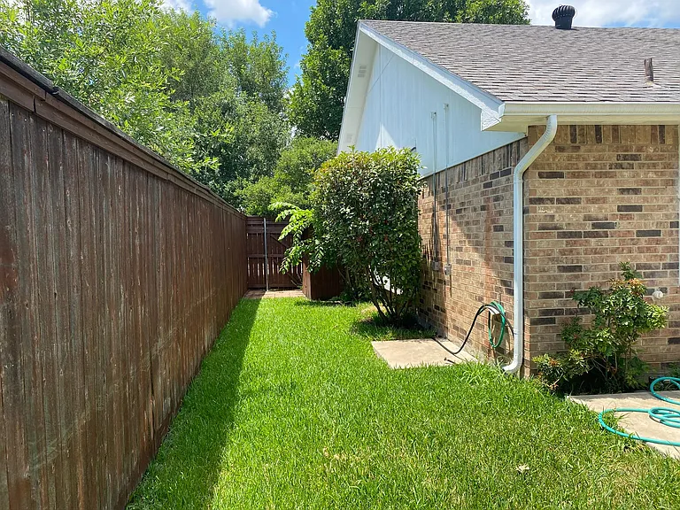 1325 Kesser Dr — Photo 53