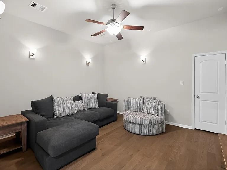 90 Birch Canoe Dr — Photo 32