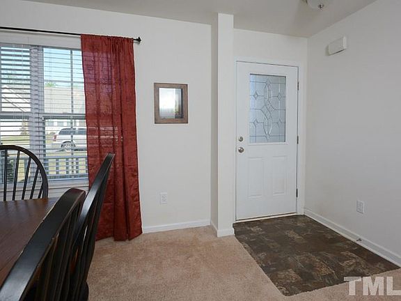 4th image of 127 Solstice Dr
