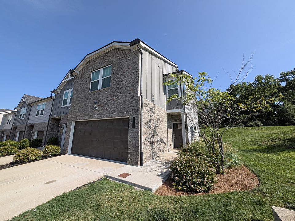 1st image of 800 Arrington Way #1