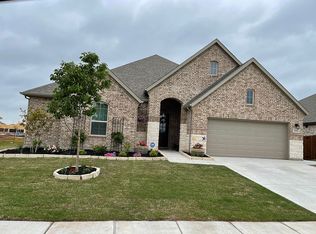 216 Sequoia Dr, Forney, TX 75126
