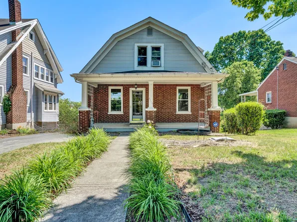 2110 Berkley Ave SW, Roanoke, VA 24015