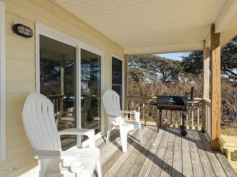 662 Island Rd — Photo 20