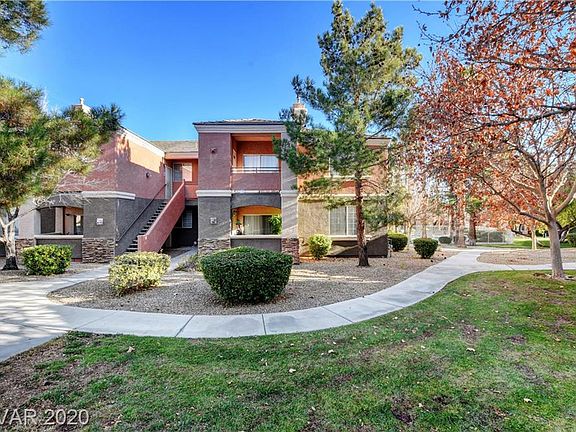 3rd image of 1404 Kilamanjaro Ln Unit 103