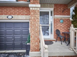 1811 Woodgate Ct, Oshawa, ON L1G7Z1