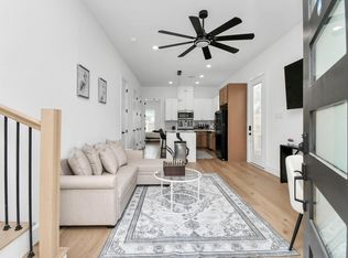 7129 Sidney St #A, Houston, TX 77021