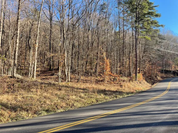 2002 Dixie Bend Rd, Burnside, KY 42519