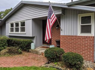 351 Lakeshore Dr, Battle Creek, MI 49015