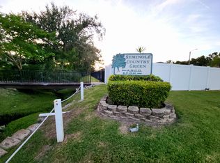 7580 92nd St APT 203D, Seminole, FL 33777