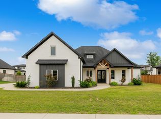 4905 Lake Vista Dr, Benton, AR 72019