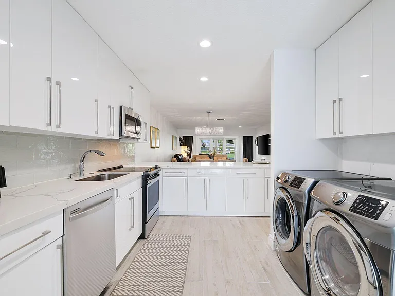 1031 Citrus Way #102-D — Photo 2