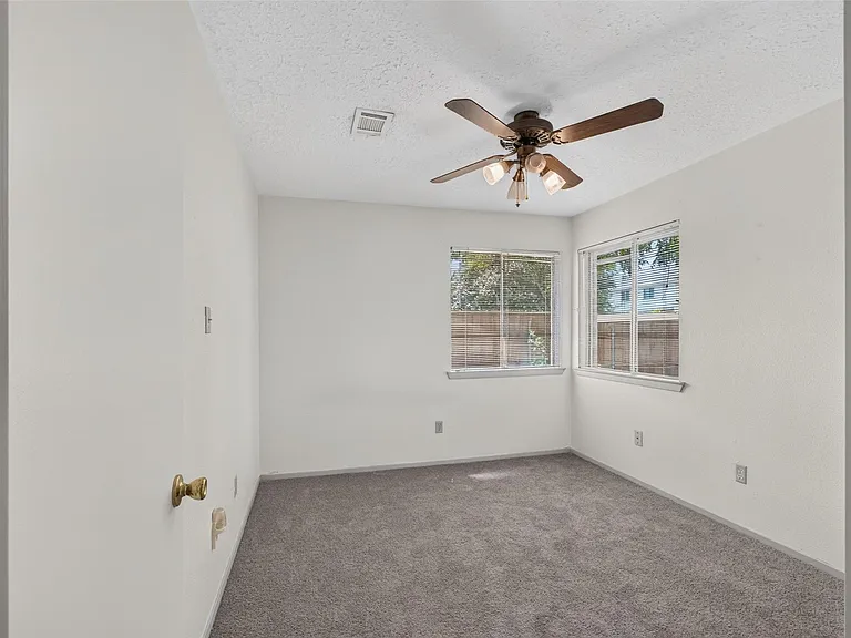 14338 Royal Hill Dr — Photo 18