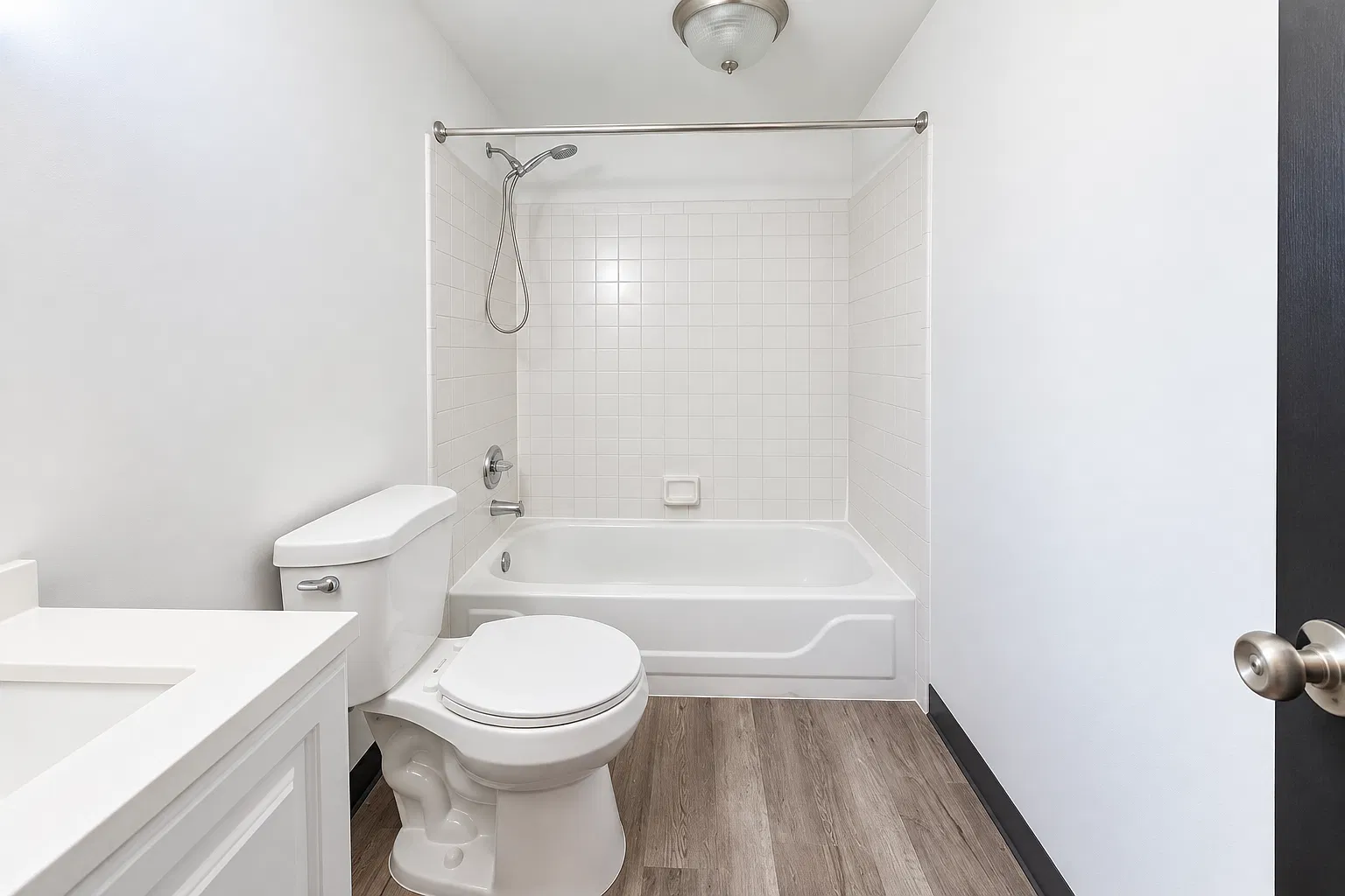 3 bed, $1,415 — Photo 3