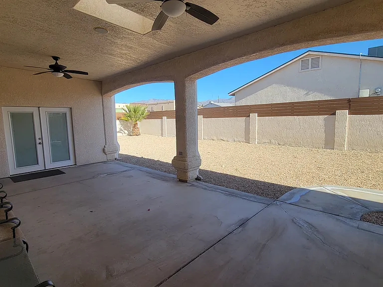2846 Seville Ln — Photo 13