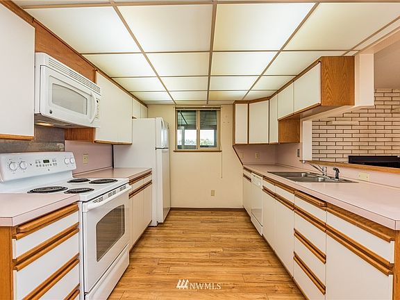 4th image of 1301 S Third 6d Ave #6D