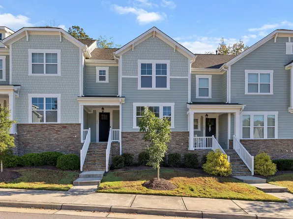 704 Carraway Garden Dr, Wake Forest, NC 27587