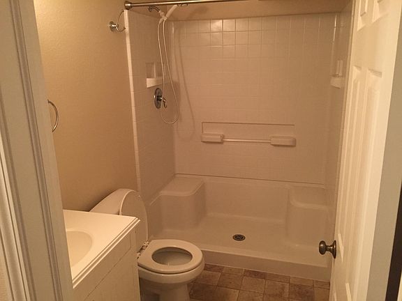 3rd image of 2205 Henryanna Ave