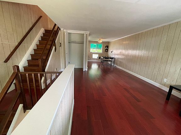 2nd image of 1409 Betsy Ross Pl