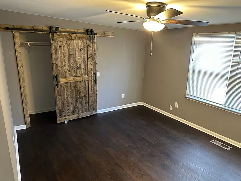 1545 Gaylor Dr SE — Photo 10
