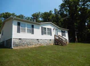 901 Church Ln, Evington, VA 24550